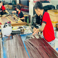 Sỉ ví da bò,da cá sấu sỉ vốn thấp hàng tận xưởng .