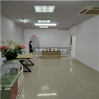 Chính chủ cần cho thuê văn phòng mặt phố chùa Láng Quận Đống Đa, giá tốt, tiện ích đầy đủ